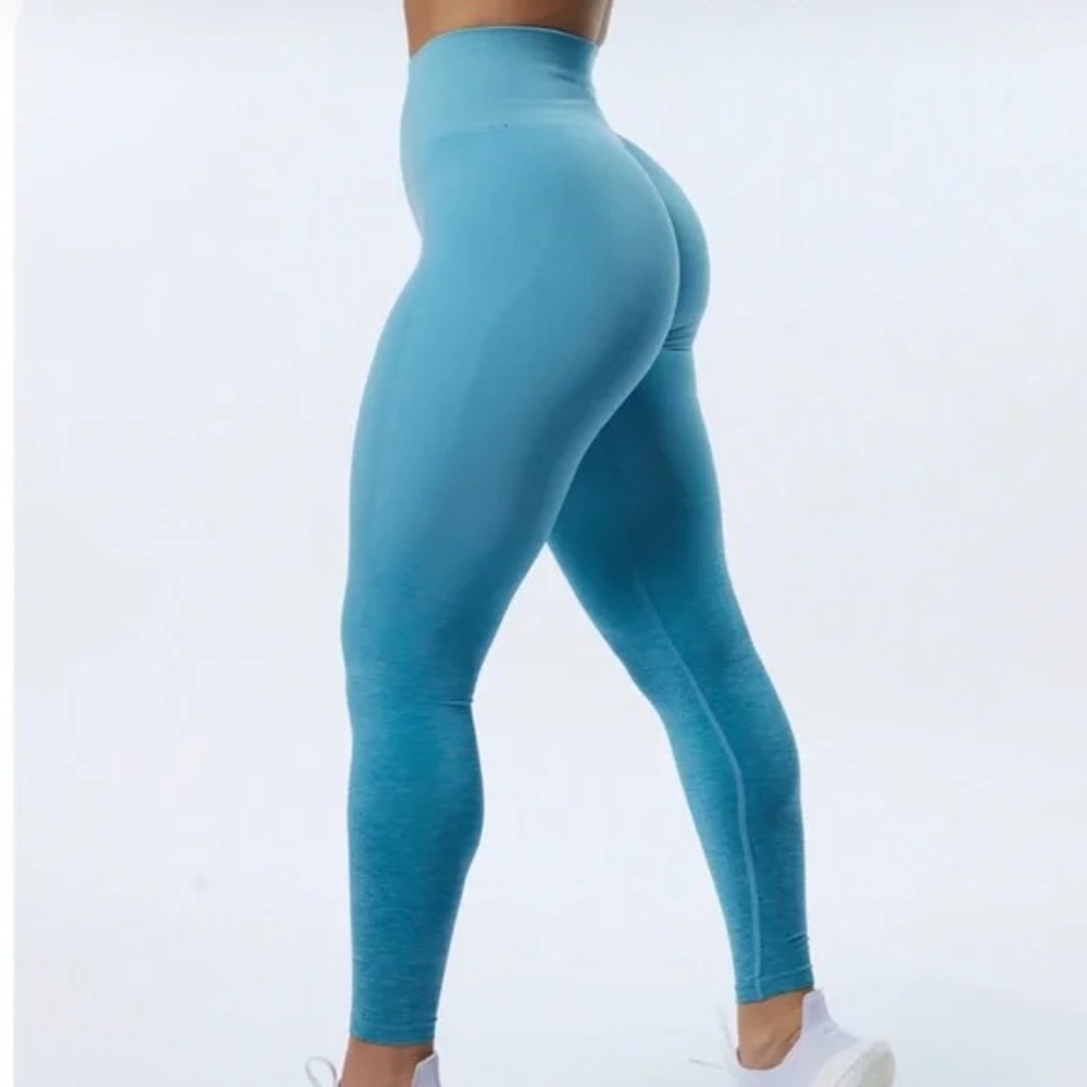 Alphalete Amplify Ombré Leggings Ocean Size XS